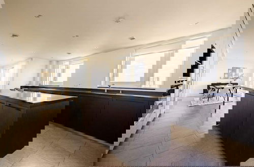 Foto 11 - The Thames View - Stunning 3bdr Apartment With Terrace