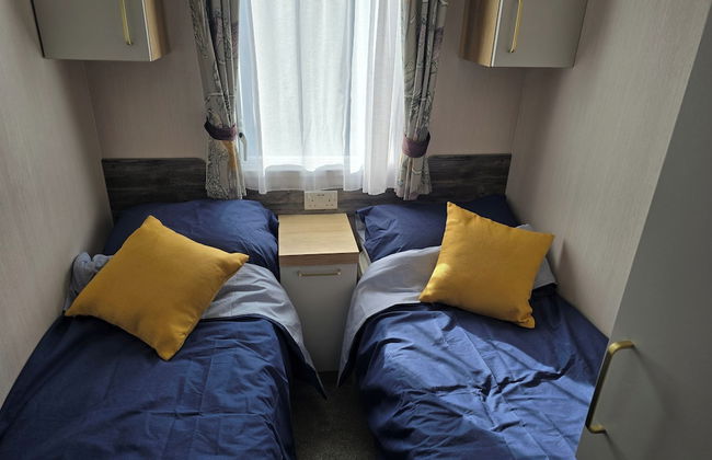3 Bed-sleeps 8-free Parking-5 Min to Beach - Foto 2