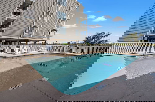 Foto 15 - Raintree Villas 2F