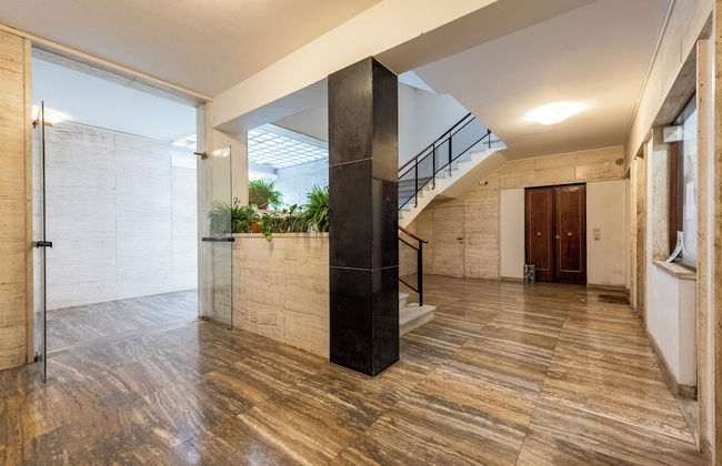 Chic flat with balcony - Foto 30