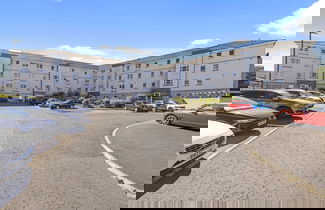 Foto 1 - JOIVY Stunning 2-Bed Flat W/ Free Parking