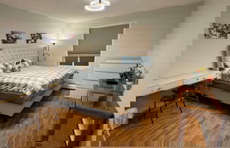 Photo 1 - MainFloorCondo CozyFurnished Independent