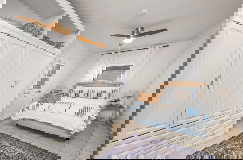 Photo 10 - Beachside Apt With Laundry Steps to the Shore