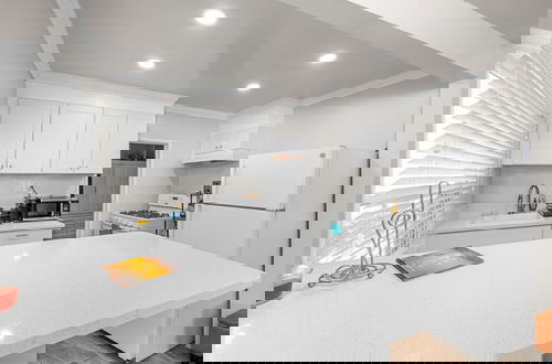 Photo 7 - Beachside Apt With Laundry Steps to the Shore