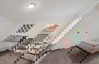 Foto 2 - Relaxing 4br Hideaway In Groveland 4 Bedroom Cottage by RedAwning
