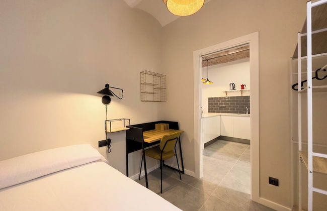 BeBarceloner Sants Apartments - Photo 10