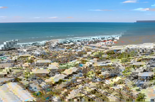 Foto 62 - Beachwood Villas Escape 1bd/1ba Getaway-sleeps 4-steps From 30A Beaches!