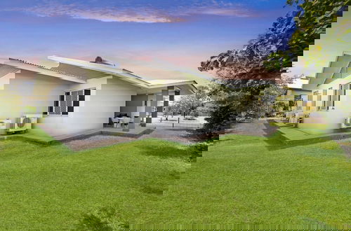 Foto 43 - Zenhouse Harmony Modern Home Near CDU Hospital