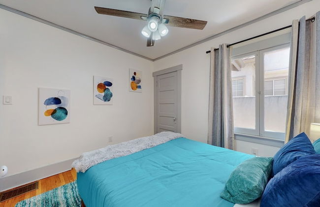Cozy Alhambra 3BR Near Downtown Los Angeles - Photo 16