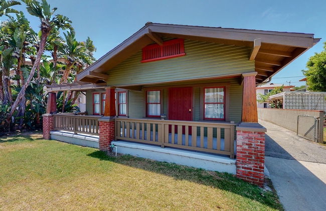 Cozy Alhambra 3BR Near Downtown Los Angeles - Photo 24