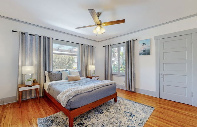 Cozy Alhambra 3BR Near Downtown Los Angeles - Photo 11