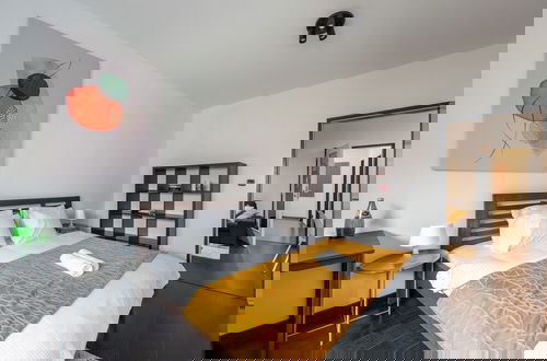 Foto 9 - Stylish 3-bedroom apartment with balcony