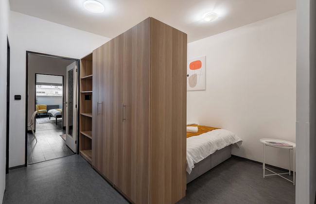 Stylish 3-bedroom apartment with balcony - Foto 10