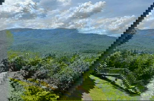Foto 41 - Ultimate Gatlinburg Getaway