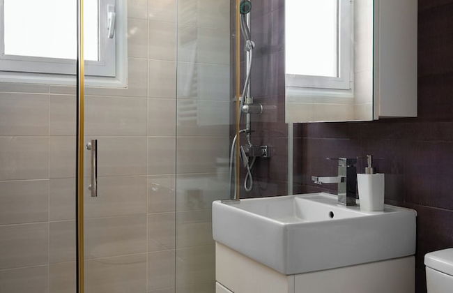 The Olive Mill House Luxe Villa - Photo 25