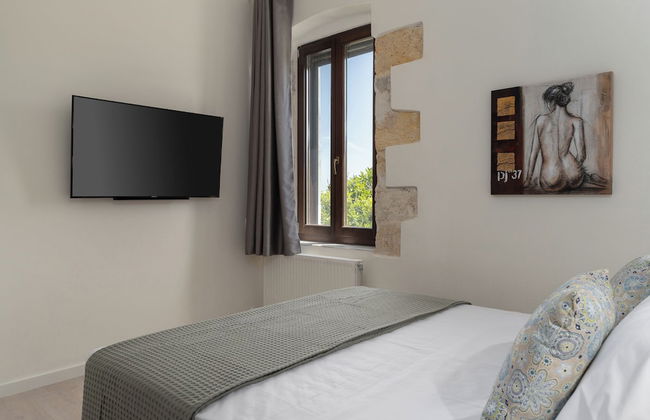 The Olive Mill House Luxe Villa - Photo 10