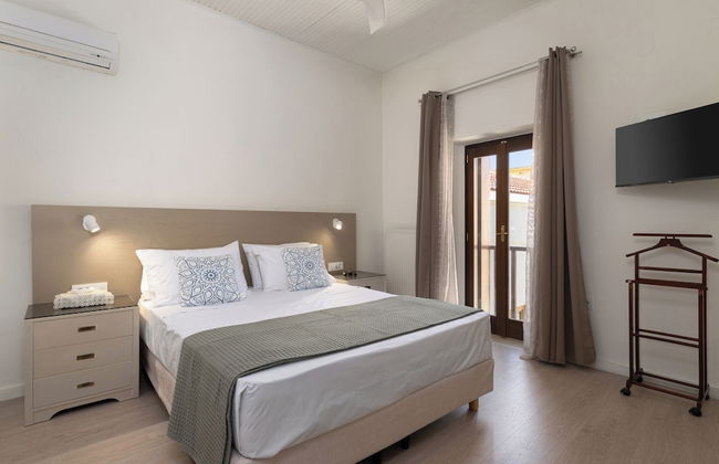 The Olive Mill House Luxe Villa - Photo 6