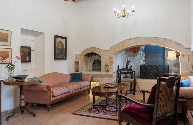 The Olive Mill House Luxe Villa - Photo 19
