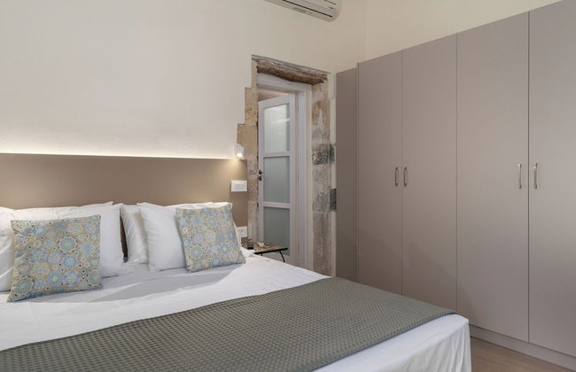 The Olive Mill House Luxe Villa - Photo 9