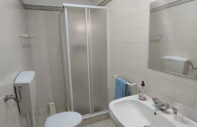 Nice Lagos 3 Bedrooms Balcony Flat - Photo 23