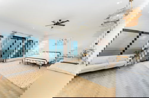 Foto 41 - Spacious Bay