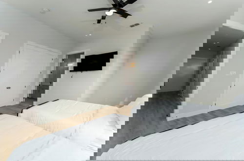 Foto 45 - Spacious Bay