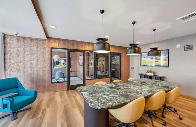 Luxury 2BR Hollywood Sign View by Oneluxstay - Photo 46