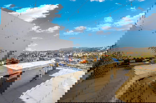 Foto 37 - Luxury 2BR Hollywood Sign View by Oneluxstay