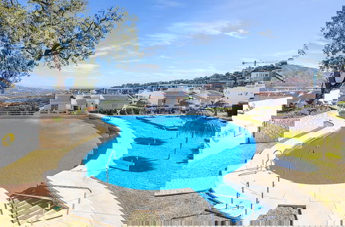 Foto 17 - Apt Mairena Forest sea View & Pool