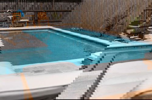 Foto 29 - 1 Block to Beach, Private Pool + Fire Pit, Bonfires! G By The Sea by Avantstay