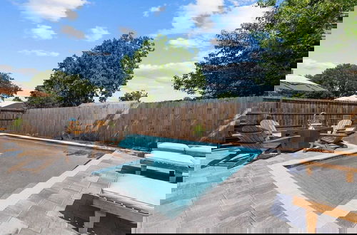 Foto 49 - 1 Block to Beach, Private Pool + Fire Pit, Bonfires! G By The Sea by Avantstay
