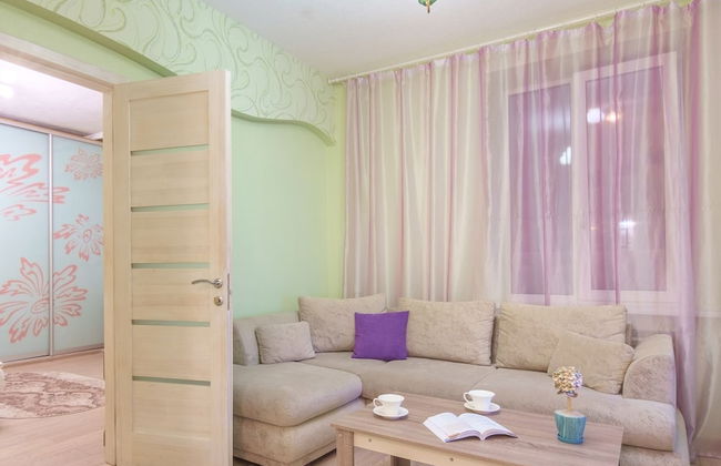 Flatsis Apartment Konstitutsii 2 - Photo 1