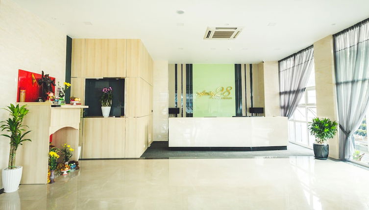 Photo 1 - Infinity 28 Condominium