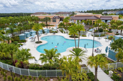 Photo 29 - 2182 FMP - 4BR Luxury Townhome Pool Disney