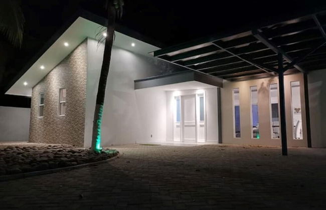 Playa Potrero Modern 3 BR Home Centrally Located - Casa Coastal Serenity - Foto 45