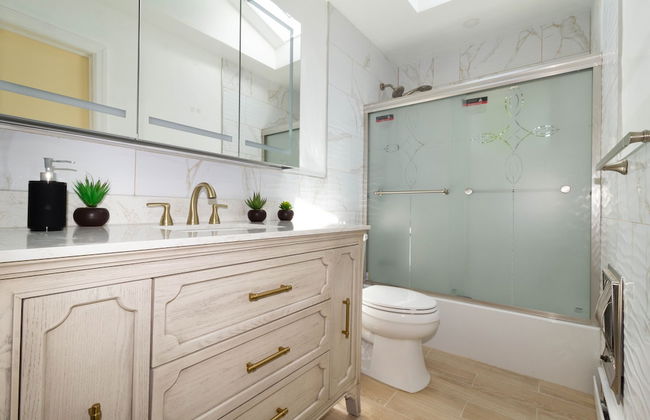 Cheerful & Beautiful 3-Bedroom Ranch - Foto 39