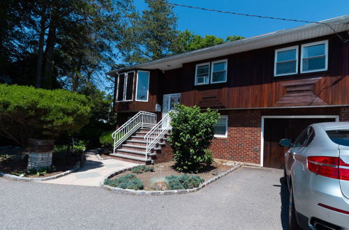 Photo 76 - Cheerful & Beautiful 3-Bedroom Ranch