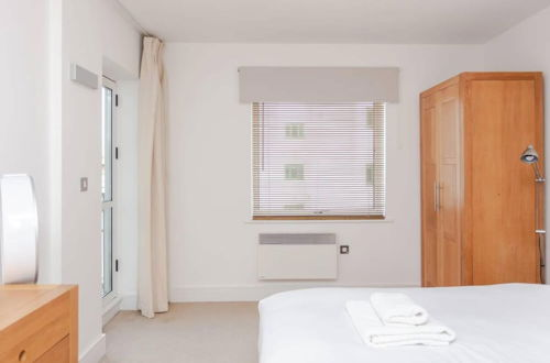 Photo 4 - Spacious 2 Bedroom Flat on Bermondsey St