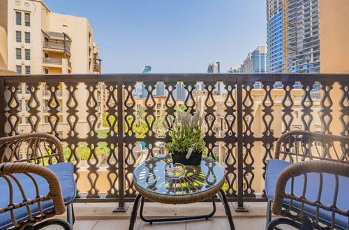 Photo 28 - Colorful Apartment near Dubai Mall with Balcony