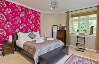 Photo 3 - Delightful Apartment in Prime Location Near Hampstead Heath by Underthedoormat