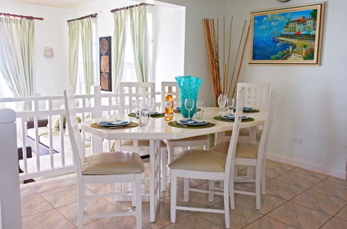 Photo 8 - This is a Beachfront 3 Bedroom, 3 Bathroom Villa, Family-friendly Activities