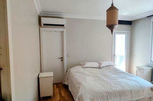 Photo 2 - Lovely Flat With Central Location in Kadikoy