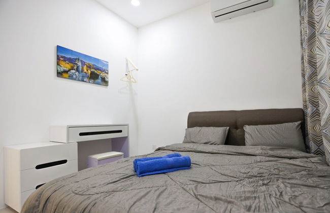 MetroCity Staycation - Photo 37
