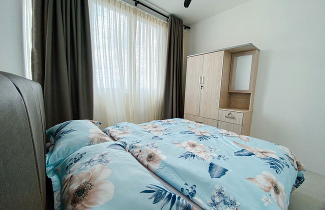 MetroCity Staycation - Photo 11