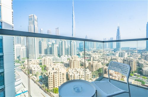 Photo 35 - Glamorous Apt With Balcony Facing Burj Khalifa