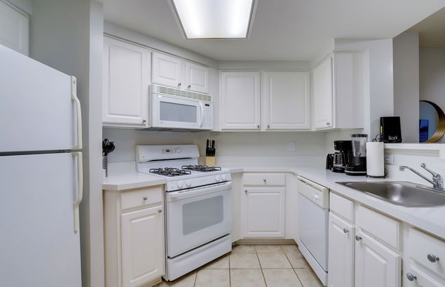 Arlington Apartments Near DC - Foto 56