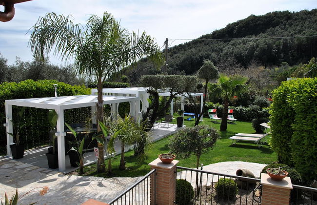 Villa Giselda With Private Pool and Outdoor Whirpool - Photo 1