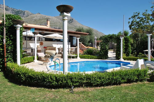 Photo 24 - Villa Giselda With Private Pool and Outdoor Whirpool