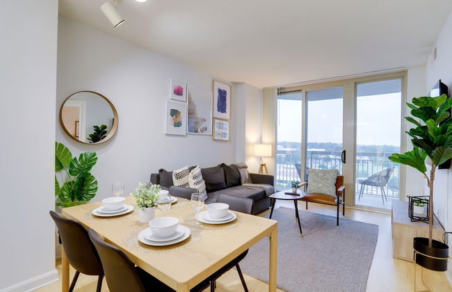 Sophisticated and Beautiful Condo - Foto 17