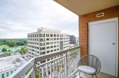 Foto 12 - Spectacular 1 BR Condo at Ballston